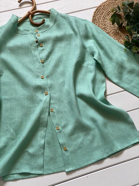 Linen long sleeve shirt with buttons